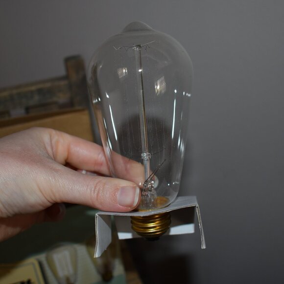 Vintage Style Clear Glass Edison Bulbs 4 Pack Set NIB - Picture 5 of 13